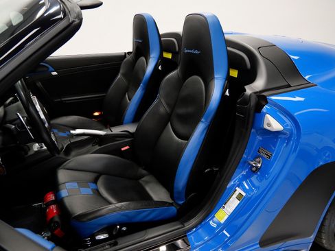 Used 2011 Porsche 911 Speedster RWD image 25