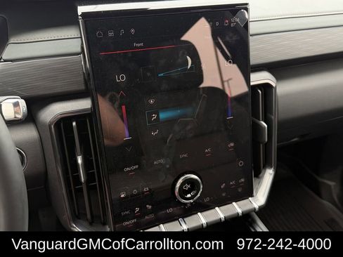 New 2026 GMC Acadia AT4 w/ LPO, Floor Liner Package AWD/4WD image 16