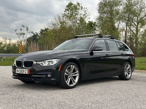 Used 2016 BMW 328i xDrive Wagon AWD/4WD image 3