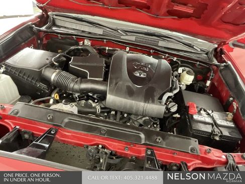 Used 2022 Toyota Tacoma TRD Sport w/ Technology Package image 49