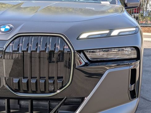New 2026 BMW 740i RWD image 21