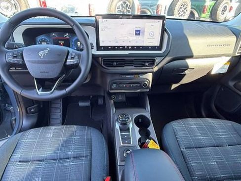 New 2025 Ford Bronco Sport Heritage w/ Convenience Package image 18