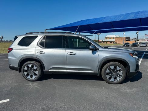 New 2026 Honda Pilot Touring image 5