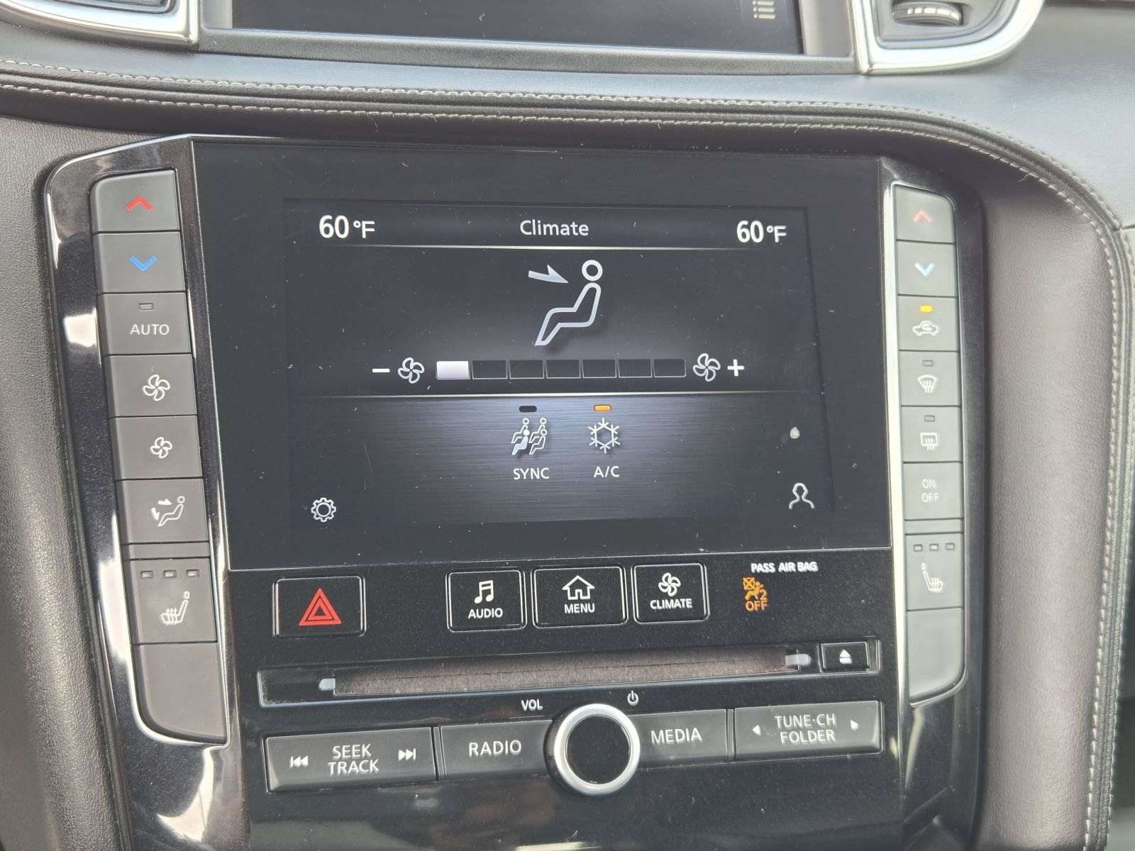 Used 2021 INFINITI QX50 Luxe FWD image 11