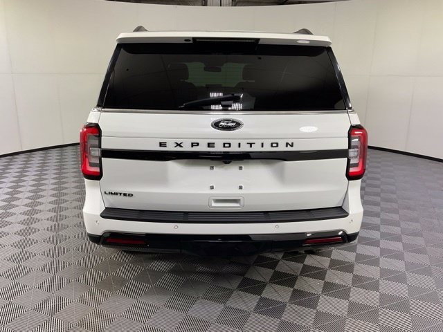 Used 2023 Ford Expedition Limited AWD/4WD image 5