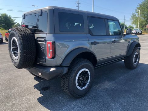 New 2025 Ford Bronco Badlands w/ Sasquatch Package AWD/4WD image 12