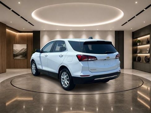 Certified 2024 Chevrolet Equinox LT FWD image 7