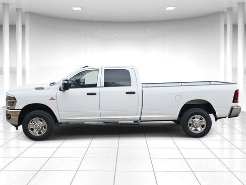 New 2026 RAM 3500 Tradesman AWD/4WD image 6