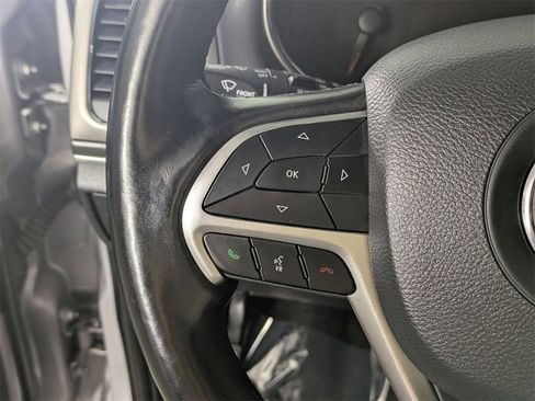 Certified 2021 Jeep Grand Cherokee Limited image 18