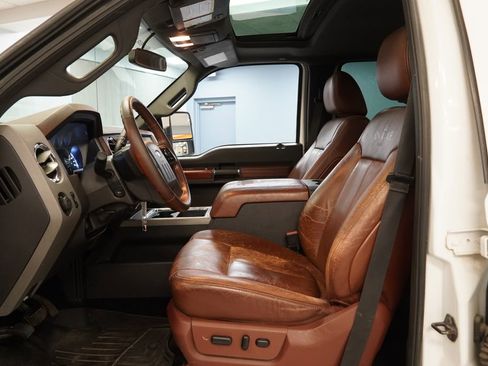 Used 2011 Ford F250 King Ranch w/ King Ranch w/Chrome Pkg AWD/4WD image 6
