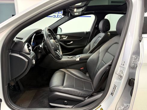 Used 2021 Mercedes-Benz C 300 4MATIC Sedan w/ Premium Package image 9