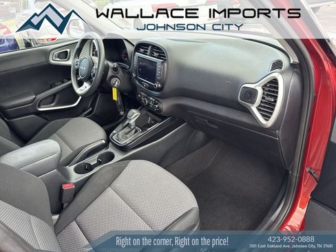 Used 2022 Kia Soul LX w/ Technology Package FWD image 34