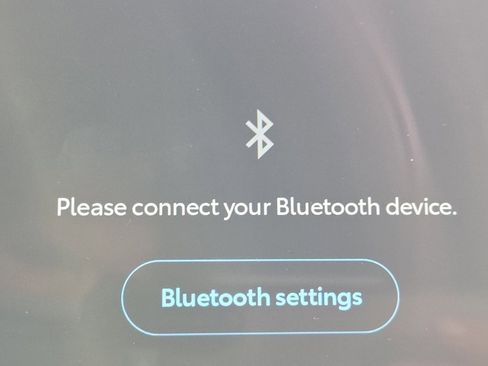 Used 2025 Toyota Corolla LE image 12