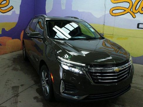 Certified 2024 Chevrolet Equinox Premier image 2