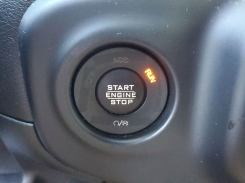 Used 2019 Jeep Wrangler Unlimited Rubicon AWD/4WD image 23