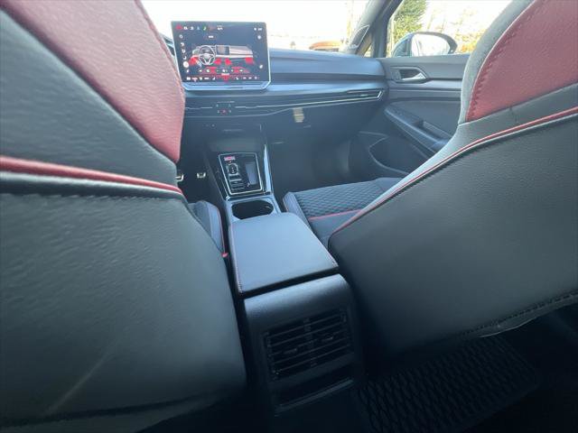 New 2026 Volkswagen GTI SE FWD image 20