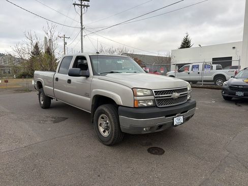 Used 2005 Chevrolet Silverado 3500 LS w/ Heavy-Duty Power Package image 7