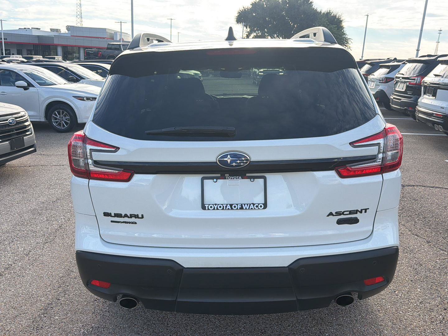 Used 2025 Subaru Ascent Onyx Edition AWD/4WD image 4