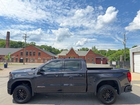 Used 2022 GMC Sierra 1500 AT4X AWD/4WD image 8