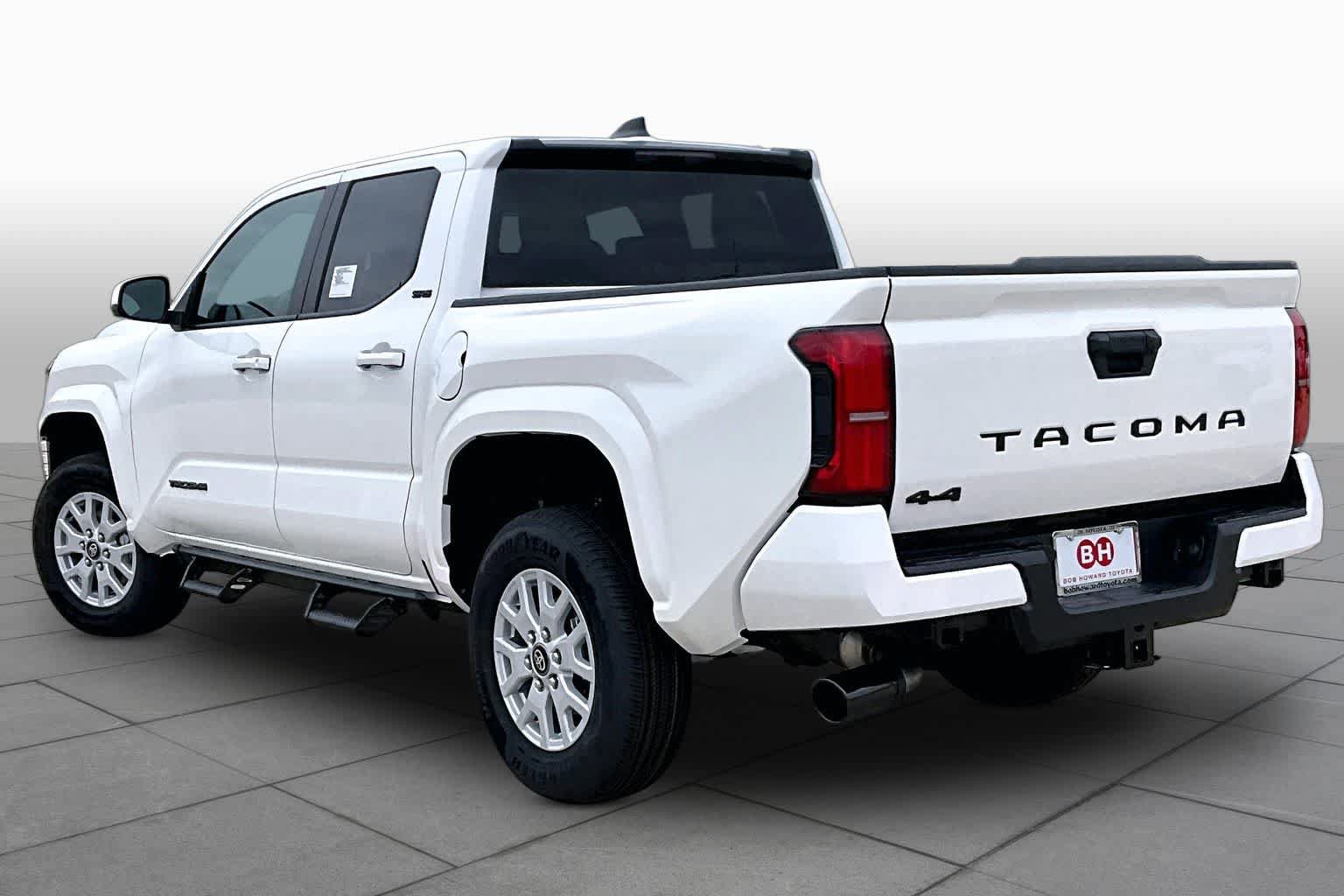 New 2026 Toyota Tacoma SR5 AWD/4WD image 12