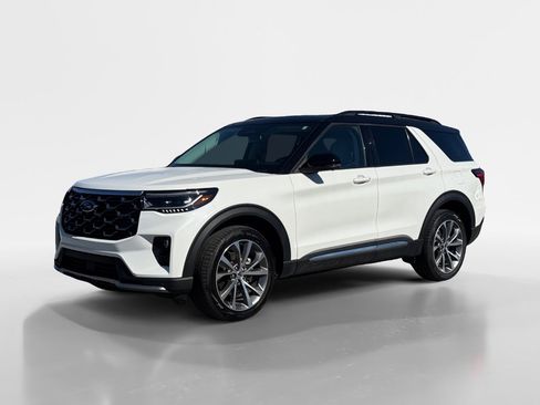 Used 2025 Ford Explorer Platinum w/ Ultimate Package image 3