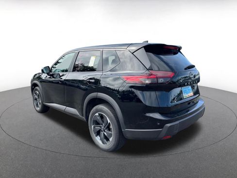 Used 2025 Nissan Rogue SV FWD image 7
