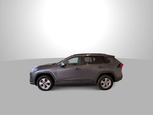 Used 2025 Toyota RAV4 XLE AWD/4WD image 5