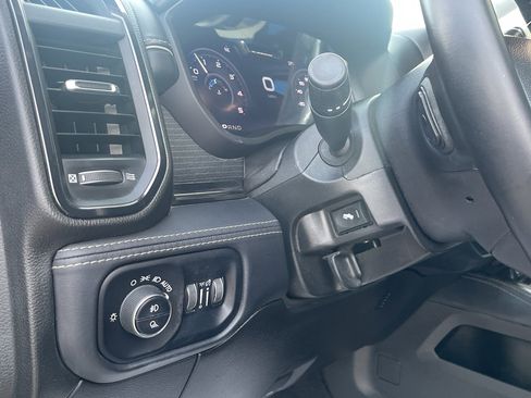 Used 2023 RAM 2500 Limited image 33