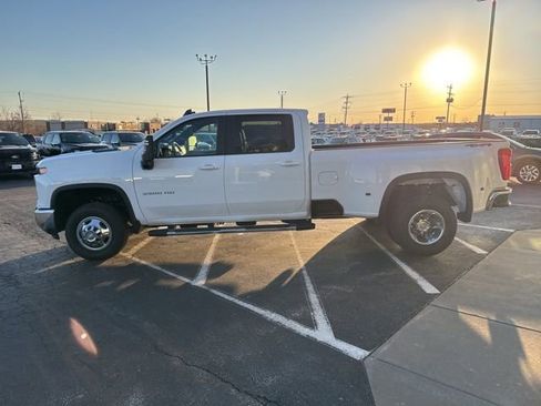 Used 2025 Chevrolet Silverado 3500 LT w/ All Star Edition image 3
