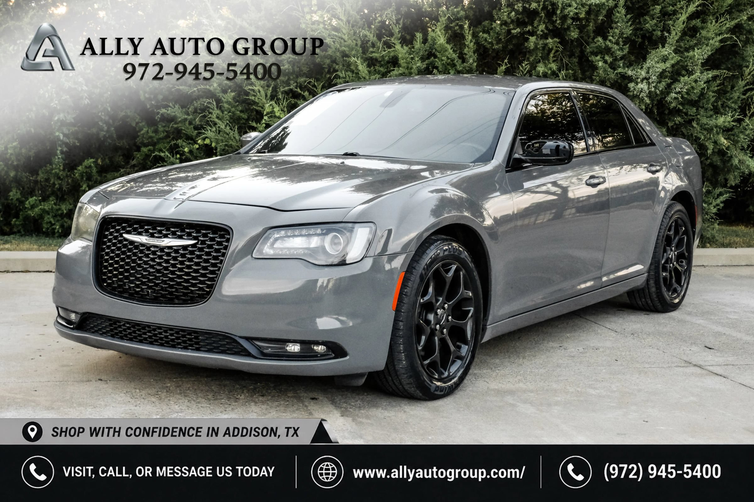 Used 2019 Chrysler 300 S AWD/4WD image 1