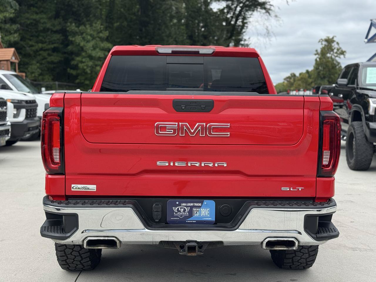 Used 2021 GMC Sierra 1500 SLT w/ SLT Convenience Package AWD/4WD image 6