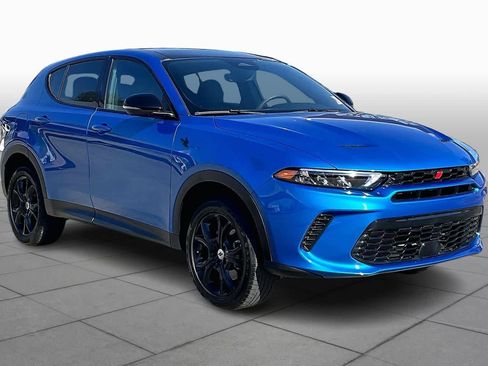 Used 2023 Dodge Hornet GT Plus w/ GT Blacktop Package image 3