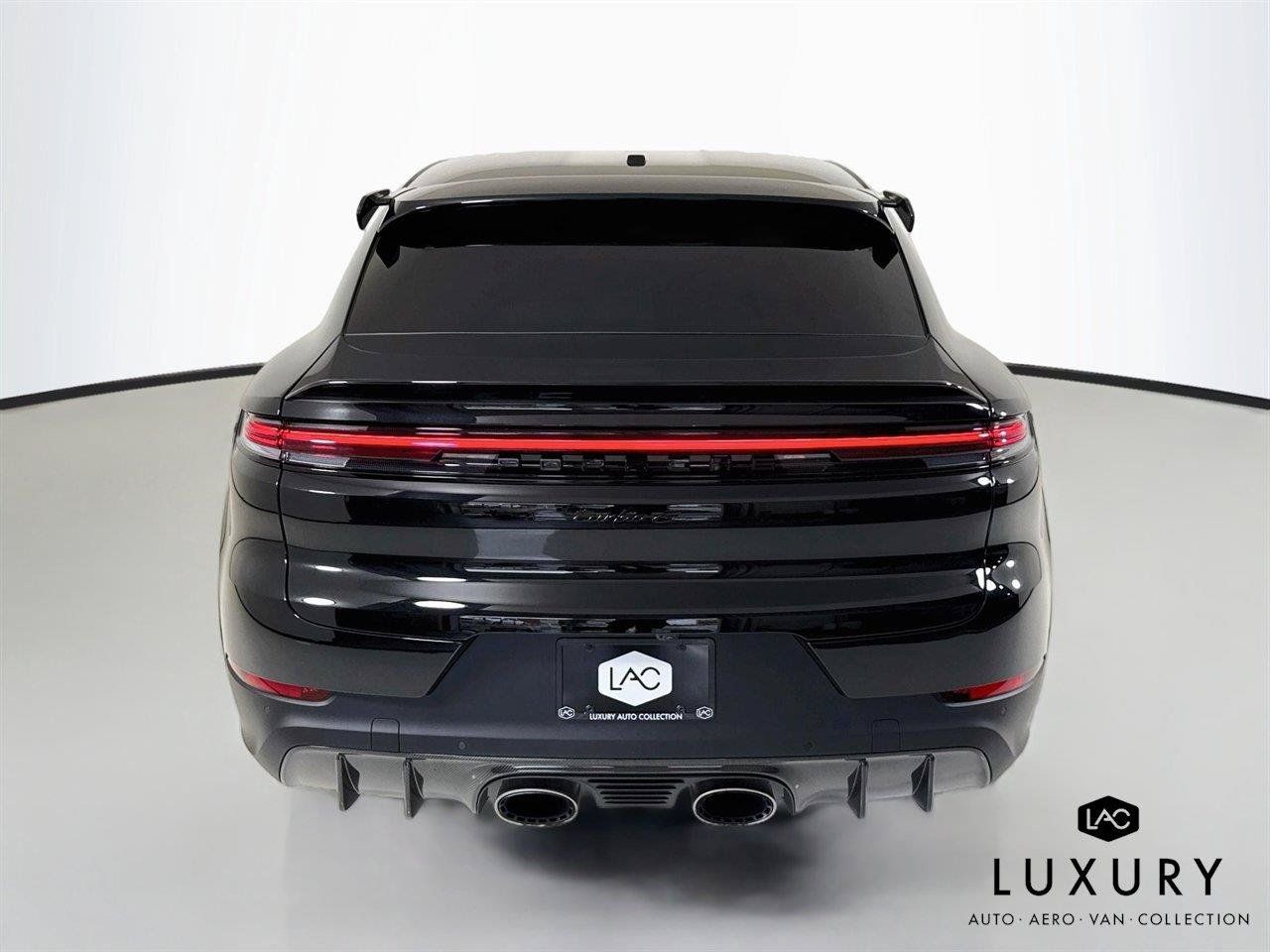 Used 2025 Porsche Cayenne Turbo GT AWD/4WD image 7