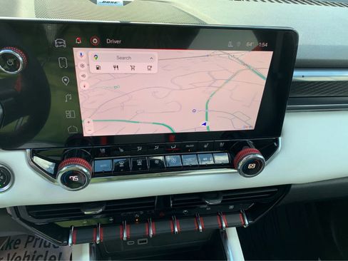 Used 2024 GMC Canyon AT4X image 16