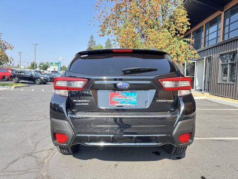 Used 2020 Subaru Crosstrek 2.0i Premium w/ Moonroof Package 1 AWD/4WD image 4