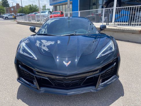 Used 2025 Chevrolet Corvette Z06 w/ Chrome Exterior Badge Package RWD image 8