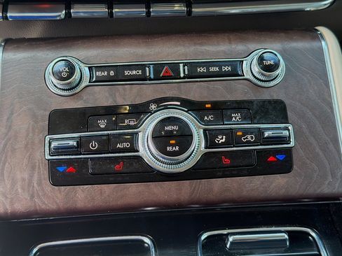Used 2022 Lincoln Aviator Reserve RWD image 15