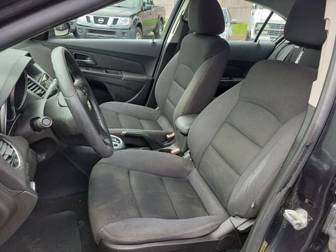 Used 2016 Chevrolet Cruze LT FWD image 20