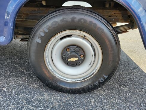 Used 1994 Chevrolet Silverado 2500 2WD Regular Cab image 16