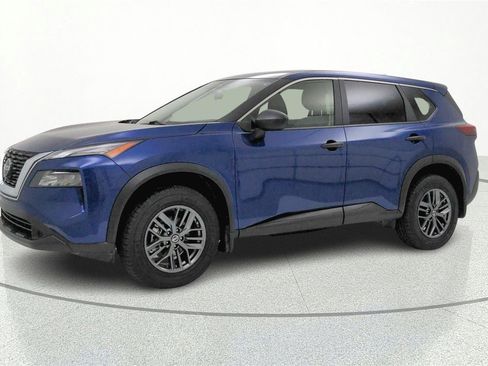 Used 2021 Nissan Rogue S AWD/4WD image 6