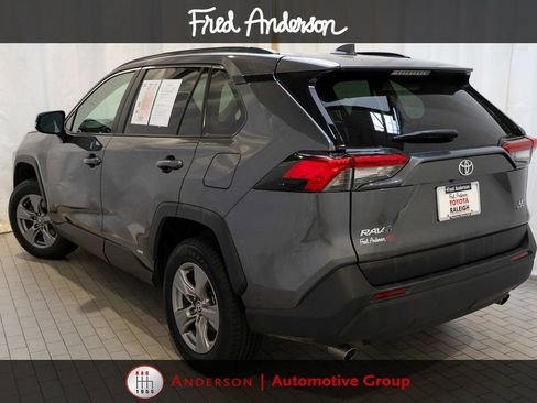 Used 2025 Toyota RAV4 LE AWD/4WD image 3