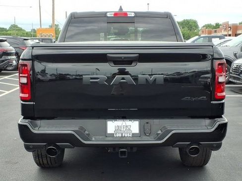 New 2026 RAM 1500 Express AWD/4WD image 19