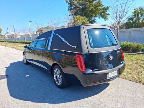 Used 2014 Cadillac XTS Hearse FWD image 8