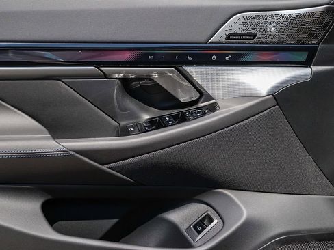 New 2026 BMW i5 eDrive40 w/ M Sport Package image 22