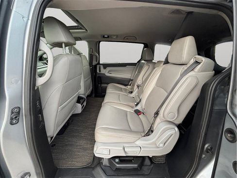 Used 2023 Honda Odyssey EX-L image 33