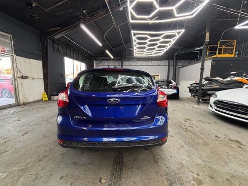 Used 2012 Ford Focus SE image 4