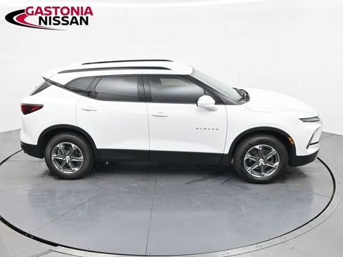 Used 2023 Chevrolet Blazer LT w/ Convenience Package image 27