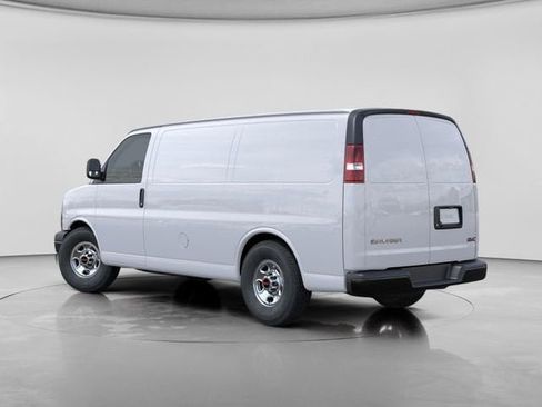 New 2026 GMC Savana 2500 RWD image 3
