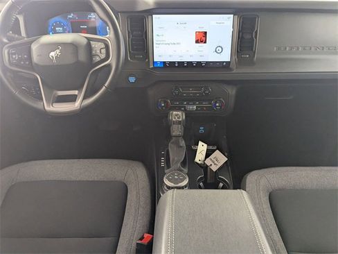 Used 2025 Ford Bronco Big Bend image 24