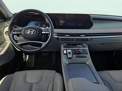 Used 2024 Hyundai Palisade SEL image 11